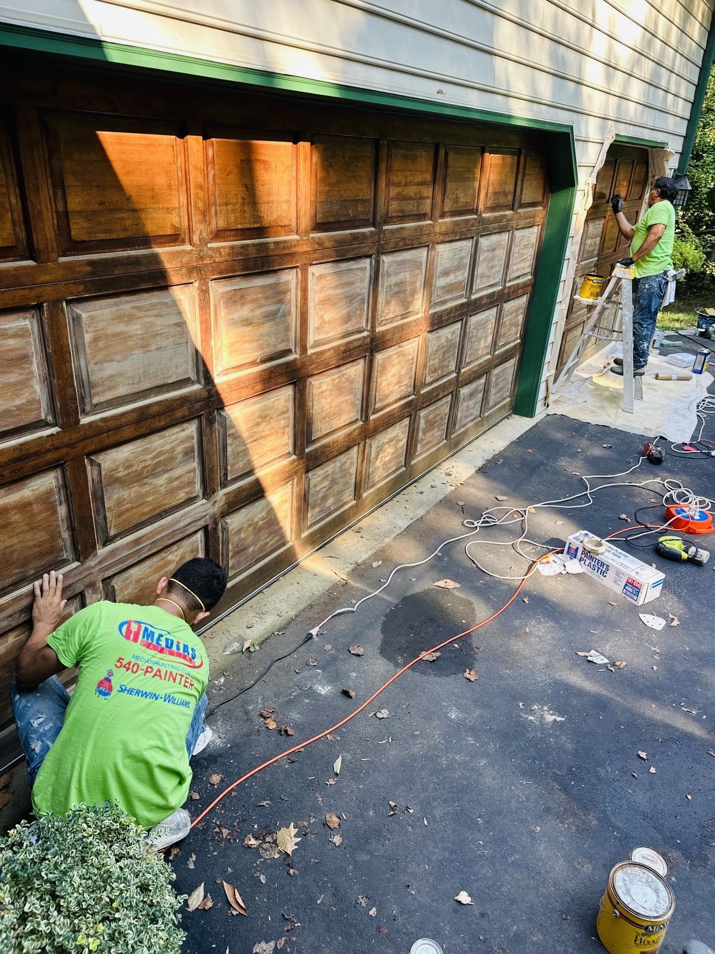 019fe97c-409f-788e-b367-9769b19bfca7 Garage Door Refinishing in Locust Grove, VA