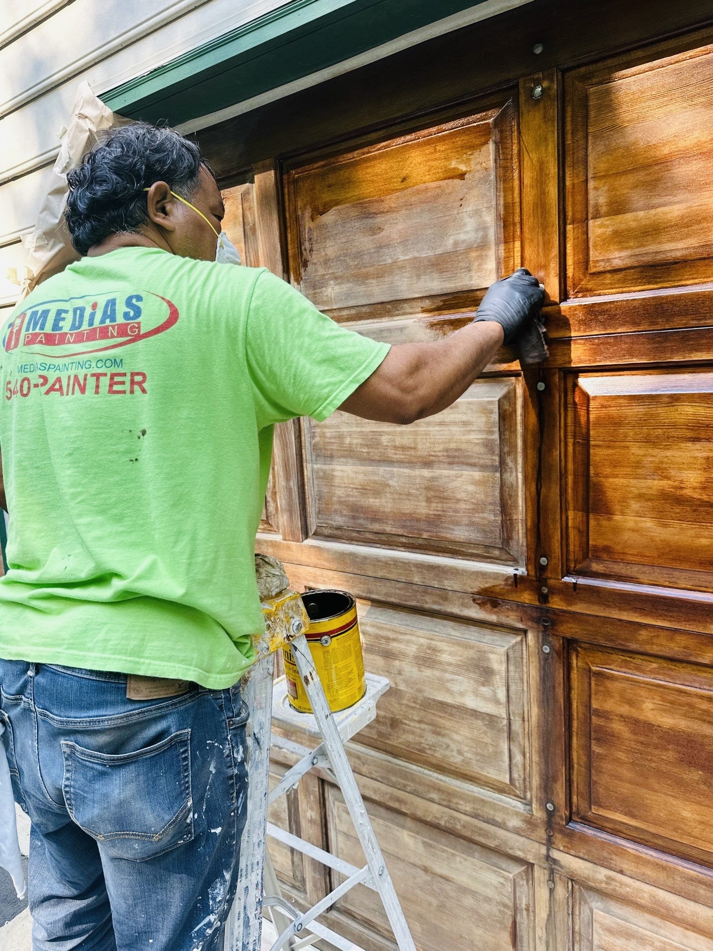 019fe97c-6610-788e-b367-9b1952b90199 Garage Door Refinishing in Locust Grove, VA